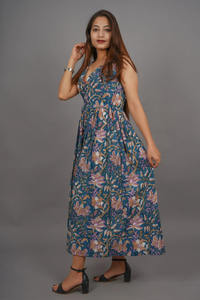 Robe maxi en coton imprimée à la main, motif floral, fabrication artisanale, saison été et automne, méthode de tissage non tissé - Product Image 6