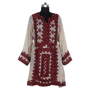 Robe Banjara afghane supérieure brodée à la main-Style Vintage antique et confortable Broderie vintage faite à la main Banjara bohème - Product Image 3