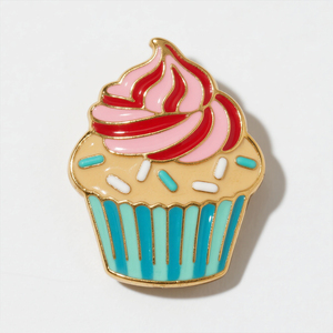 Cổ Phong Cách Hiện Đại Quà Tặng Tinh Tế Dễ Thương Món Tráng Miệng Bánh Ngọt Mini Cupcakes Kim Loại Ve Áo <span class=keywords><strong>Pins</strong></span> Men <span class=keywords><strong>Pins</strong></span> Cho Quần Áo Quà Tặng - Product Image 1