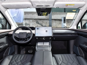 Coche Eléctrico GAC HYPTEC HT LHD con Certificación Europea, Autonomía NEDC de 601-700 km, Batería de 50-70 kWh, Motor de 200-250 kW, 5 Plazas - Directo de Fábrica - Product Image 3