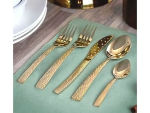 Ensemble de couverts de style royal, parfait pour les dîners formels, les hôtels, les restaurants, les présentations de table élégantes et la décoration d'événements à domicile, en provenance d'Inde - Product Image 3