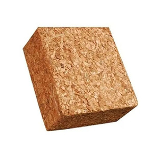 Coco Husk Chips de alta calidad Coco Husk Chips bloques de exportador líder - Product Image 5