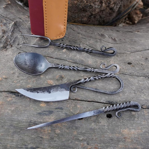 Juego de cubiertos de mesa con mango negro hecho a mano personalizado, productos de cubiertos medievales Vintage forjados a mano, juego de cubiertos de hierro con riel - Product Image 5