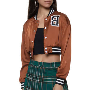Chaqueta universitaria para mujer 2025 de alta calidad para invierno, ropa informal y de calle hecha con tela cómoda con manga de cuero - Product Image 4