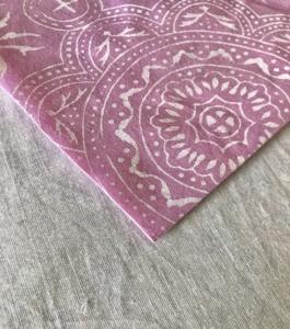 Tela de Algodón Estampada a Mano con Diseño de Mandala Floral y Medallón |   Textil Étnico Indio Color Lavanda - Product Image 4