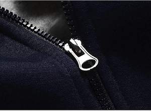 เสื้อฮู้ดดี้ผู้ชายดีไซน์ใหม่ล่าสุดสำหรับฤดูหนาว ผลิตจากผ้าโพลีเอสเตอร์/คอตตอน บุด้วยผ้าฟลีซย้อมสีพื้น - Product Image 6