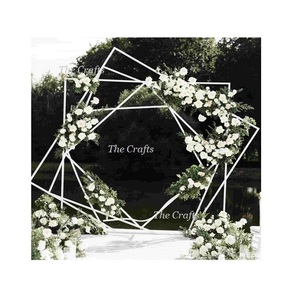 ฉากหลังสีทองเหล็กคุณภาพเยี่ยม ขนาดและรูปทรงตามสั่ง สำหรับงานแต่งงานและงานหมั้น - Product Image 6