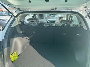 Hyundai Creta 2024 d'occasion en parfait état, faible kilométrage - Product Image 3