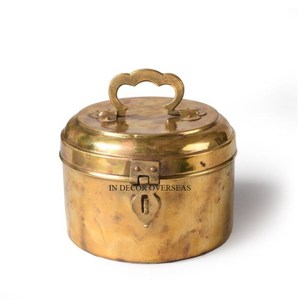 Conteneur Chapati de forme ronde en métal robuste plaqué or de haute qualité avec couvercle supérieur de concepteur de travail de vadrouille d'Inde - Product Image 4