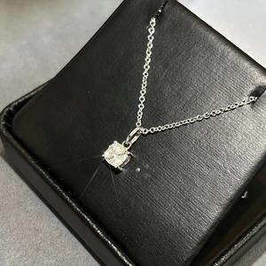 Collar con Colgante Solitario de Diamante Cultivado en Laboratorio VVS, con Base de Oro Sólido de 14k, Joyería Minimalista a Bajo Precio - Product Image 4