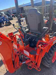 Assez utilisé pour Kubota BX23 4WD tracteur de pelouse automatique avec chargeur frontal rétrocaveuse met en œuvre la pompe de boîte de vitesses du moteur de base à vendre - Product Image 4