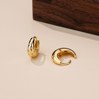 Mode nouveau 925 bijoux en argent Sterling cubique zircone boucles d'oreilles conception plaqué or boucles d'oreilles pour les femmes