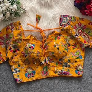 Vêtements de mariage exclusifs Chinon lourd avec le fabricant de chemisiers imprimés de position de Surat au taux le plus bas - Product Image 1