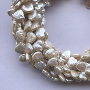 10mm 12mm Natural Amarillo Blanco Color perla de agua dulce piedra suave irregular corazón cuentas hebras al por mayor hebras collar de perlas - Product Image 3