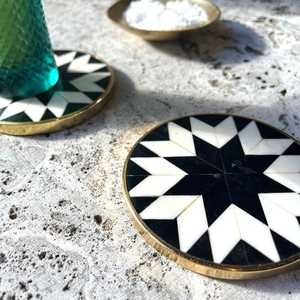 Manteles individuales reutilizables para bebidas, diseño Floral, posavasos de madera de buena calidad y exhibición de té y café, tablero con incrustaciones de hueso, herramientas de cocina - Product Image 3