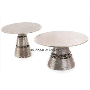 Latest Pattern Arrival High Grade Gold Plated Superior Quality Metal Made White Color Powder Coated Serving <b>Tray</b> From India - Product Image 3