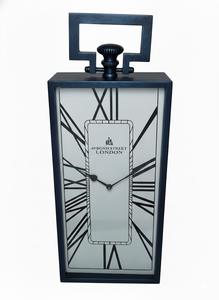 Horloge murale rectangulaire en métal, design 49 Bond Street London, style industriel vintage, horloge décorative pour le salon, la maison - Product Image 3