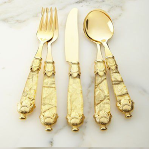 Vente en gros Ensemble cuillère à café et fourchette en argent fantaisiste avec des poignées créatives et ludiques avec des accents en cristal - Product Image 6