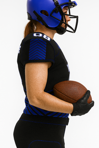 Ensemble de maillot et pantalon de football américain personnalisé pour l'école, durable |   Tenue d'équipe unisexe respirante sublimée pour le lycée - Product Image 4