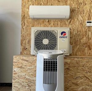 Gree R32ทำความร้อนและความเย็นเครื่องปรับอากาศแยก1.5, 2 HP Ton Gree อินเวอร์เตอร์เครื่องปรับอากาศไม่มีอินเวอร์เตอร์