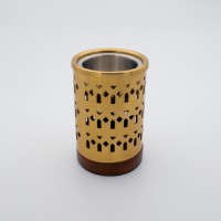 Meilleures ventes de brûleurs d'encens décoratifs en fer avec base ronde en bois, motif élégant découpé au laser, design arabe pour le ramadan
