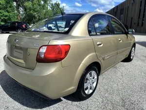 รถเกีย ริโอ LX ปี 2010 ราคาไม่แพง สภาพดี ใช้งานน้อย - Product Image 3