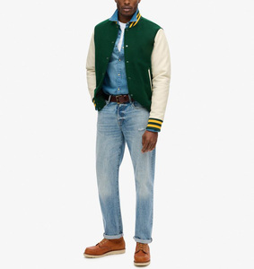 แจ็คเก็ตบอมเบอร์แบบวาร์ซิตี้สำหรับผู้ชาย ปี 2026 ขายส่ง ปักลายเบสบอลตามสั่ง ผ้า PU กันน้ำ ด้านหน้าแบบตั้ง รับผลิตแบบ OEM - Product Image 1