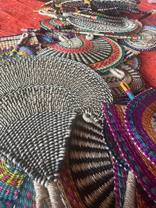 Éventail jonc de mer disponible Éventail en feuille de palmier fabriqué à la main Parfait pour les mariages Fêtes sur la plage Souvenir et décoration Vietnam - Product Image 4