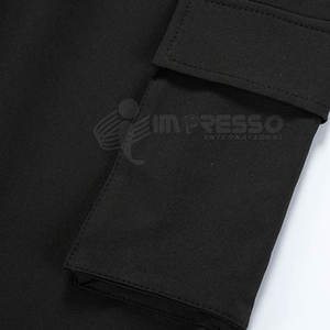 Survêtements pour hommes de la meilleure qualité pour l'hiver Motif solide Conception respirante-Prix de gros à bas quantité minimale de commande Fabriqué au Pakistan - Product Image 6