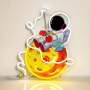 Enseigne néon 3D UV animée personnalisée Spaceman - Art de bande dessinée et d'anime pour la décoration de bureau - Product Image 3