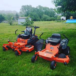 เครื่องตัดหญ้า Kubota ประสิทธิภาพสูง G26การออกแบบมาสำหรับการตัดหญ้าที่แม่นยำพร้อมบริการจัดส่งที่รวดเร็ว - Product Image 1