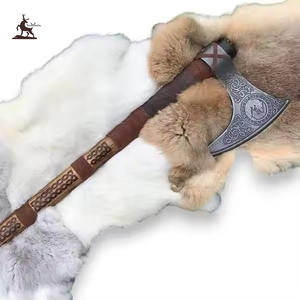 Tomahawk medieval de alta calidad hecho a mano con nuevo modelo de acero al carbono 1095 características de grado industrial cubierta de cuero - Product Image 1