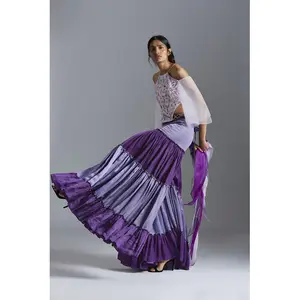 印度制造商在印度的女性重型Lehenga套装女装印度礼服婚纱服装厂