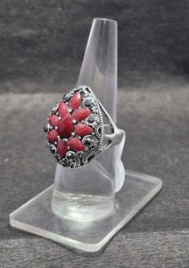 Anillo de plata esterlina hecho a mano con piedras preciosas de rubí creadas en laboratorio, joyería de moda con forma de pera con incrustaciones de ajuste de garra - Product Image 3