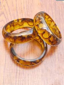 Bracelet artisanal en résine fumée solide, bijoux pour femmes, élégant, moderne, résine unique, durable, léger, accessoires de mode - Product Image 6