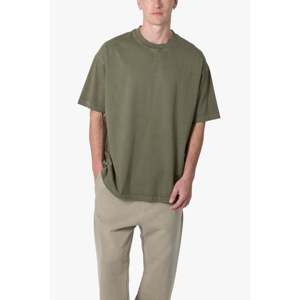 Camiseta Resistente para Uso Diario, Color Verde Oliva Lavado, 100% Algodón, 300 g/m², Corte Holgado - Product Image 2