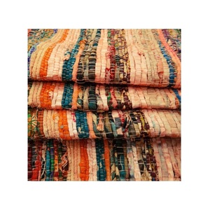 Alfombras de algodón indio hechas a mano, diferentes patrones disponibles - Product Image 1