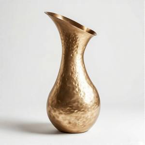 DuskGild Royal Flower Jarrón Opulent Grace Tall Bronce Acabado Diseñador Metal Jarrón Exquisito Hecho a mano Acento para la decoración del hogar - Product Image 4