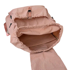 Sac à dos en Nylon léger pour femmes New Niche Casual Fashion Large Capacity Travel Bag Waterproof Polyester Viet Nam Style - Product Image 4