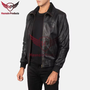 Blouson aviateur classique en cuir noir Air Rolf pour homme-Style vintage avec manches en laine et cuir Blouson aviateur en cuir pour homme - Product Image 3