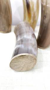 Producto de artesanía natural de vidrio de cuerno para beber estilo vikingo - Product Image 3