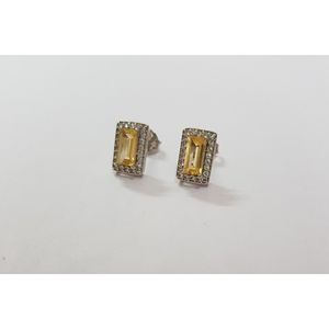 Boucles d'oreilles classiques et tendance en or 14 carats avec topaze blanche, citrine, diamant, forme papillon géométrique, sertissage clos - Product Image 1