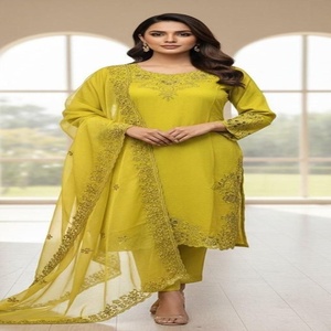 Precioso Traje Salwar de Cristal Viscoso con Bordado, Compra en Línea en India a Precio Económico, Moda Femenina - Product Image 1