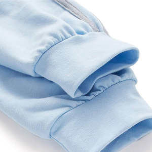 Sudadera Corta con Capucha para Mujer, Elegante, de Alta Calidad, para Exteriores, Manga Larga, Color Personalizado, Fabricante OEM, Venta al Por Mayor - Product Image 3