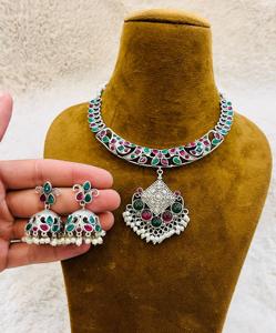 Bel ensemble de collier polonais oxydé pour femmes collier de finition antique indien traditionnel boucles d'oreilles assorties pour vêtements de fête - Product Image 6