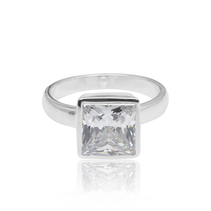 Meilleure vente Bague en argent sterling avec zircon cubique et pierres précieuses Bijoux personnalisés pour femme Cadeau pour sa collection délicate - Product Image 3