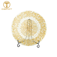 Assiettes de présentation en verre à motif floral en relief pour la décoration de table de banquet de mariage