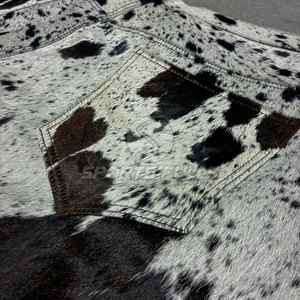 Pantalones cortos de piel con pelo de dos tonos para hombre Diseño único hecho a mano Pantalones cortos de cuero con pelo para hombre - Product Image 5