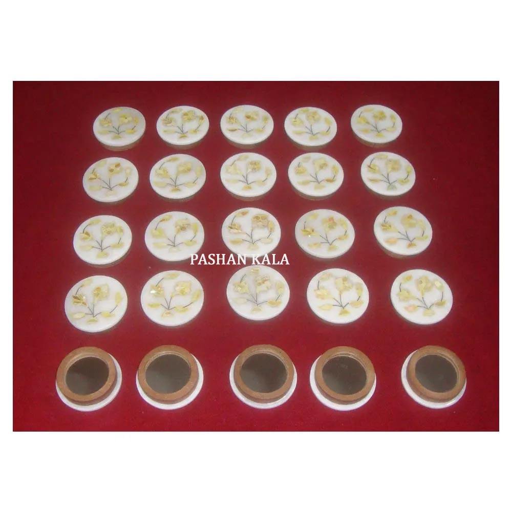 สีเหลือง