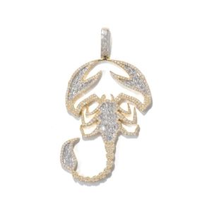 Colgante tachonado de diamante de moissanita con diseño de escorpión único en joyería de Hip Hop de plata 925 para raperos - Product Image 1